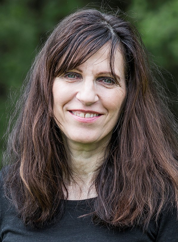 Anne_Marie_Meyer Serieliv