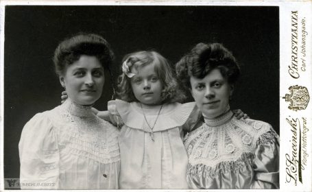 Foto: L. Szacinski, Christiania. / Romsdalsmuseet