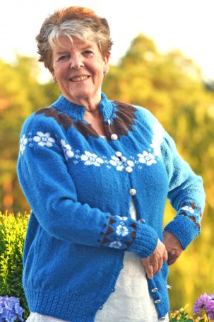 Anne-Lise Boge i Morshjerte-kofta